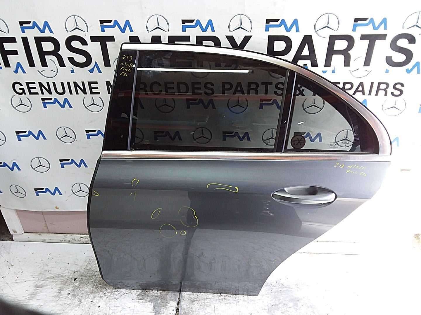 MERCEDES E-CLS W213 SLN PASSENGER REAR DOOR NSR GREY 2016-23 COMPLETE FMD610