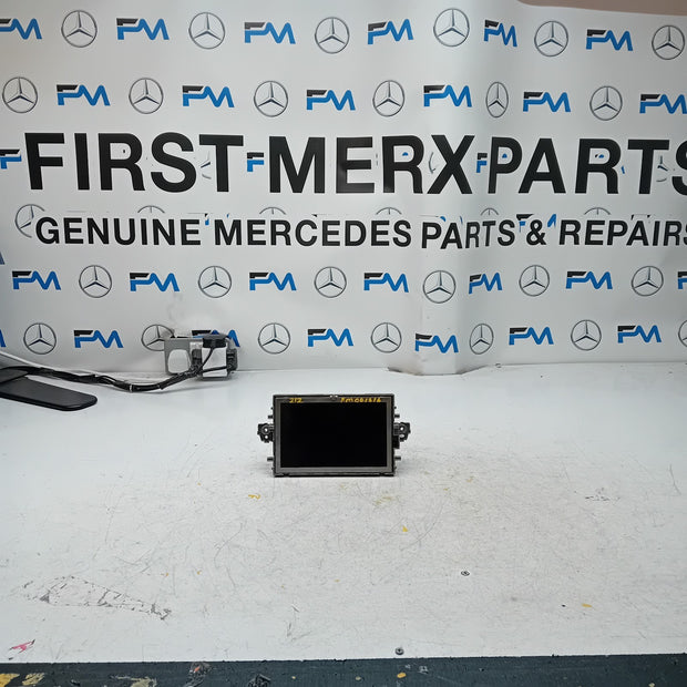 MERCEDES BENZ E-CLASS W212 SAT NAV DISPLAY SCREEN A2129002216 FM001216