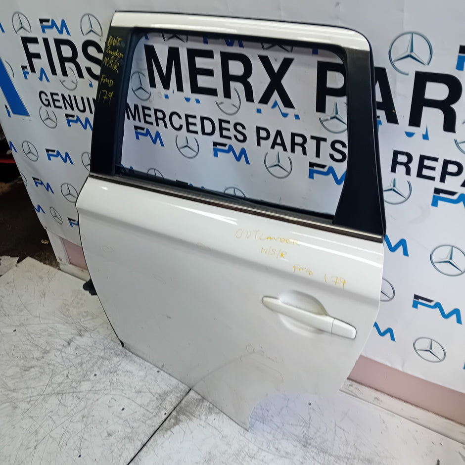 MITSUBISHI OUTLANDER MK3 DRIVER SIDE REAR DOOR OSR WHITE 2013 ON COMPLETE FMD179