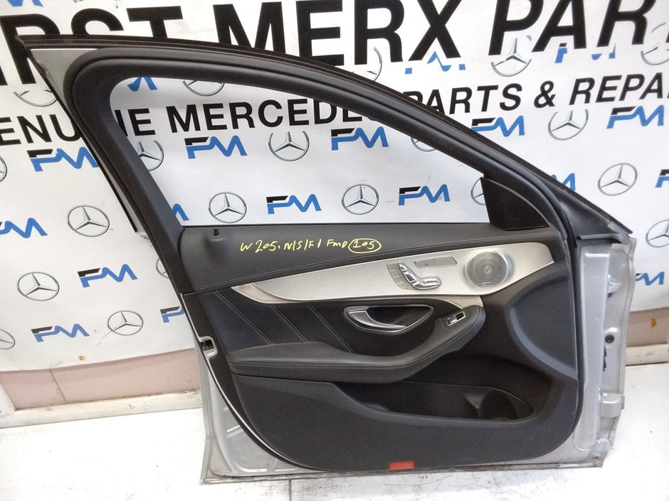 MERCEDES C-CLASS W205 PASSENGER SIDE FRONT DOOR N/S/F COMPLETE SILVER FMD105