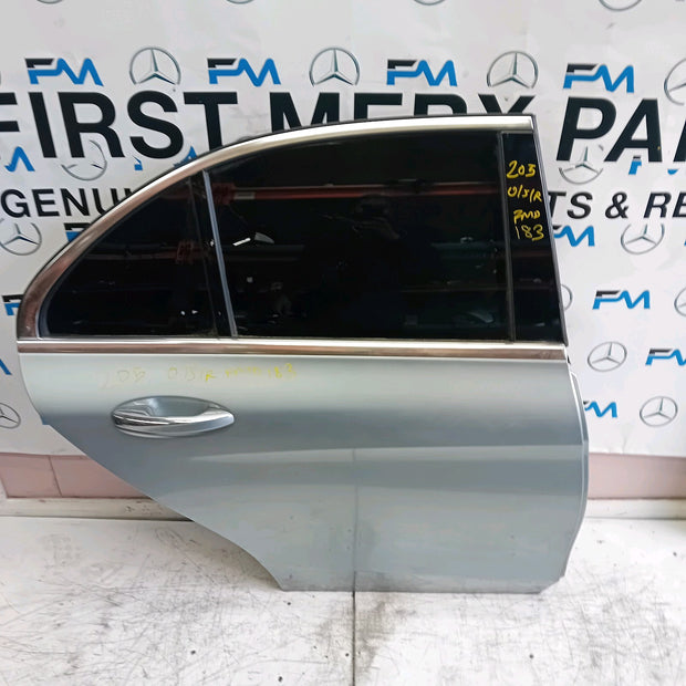 MERDEDES C-CLASS W205 DRIVER SIDE REAR DOOR OSR WHITE 2014 ON COMPLETE FMD183