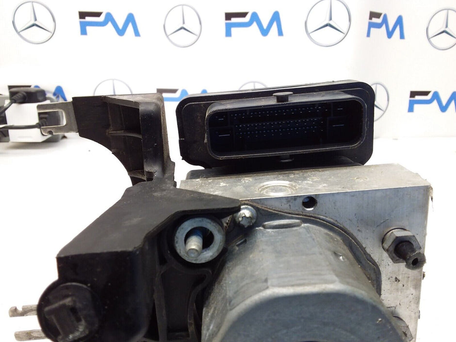 MERCEDES CLA W246 ABS PUMP MODULE CONTROL UNIT A2464300201 FM00437