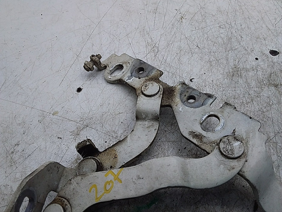 MERCEDES E-CLS W207 FRONT RIGHT BONNET HINGE A2048800228 FMR255