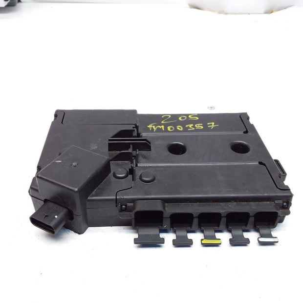 Mercedes C-Class W205 Front Inboard Fuxebox Module Unit A2055402850 FM00357