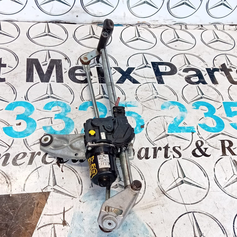 MERCEDES BENZ A-CLASS A200 W177 FRONT WIPEP MOTOR & LINKAGE A1778204501