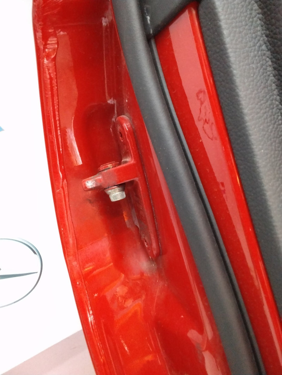 MERCEDES ESTATE C-CLASS W204 DRIVER  REAR DOOR O/S/R  RED & BLACK 2008-14 FMD70