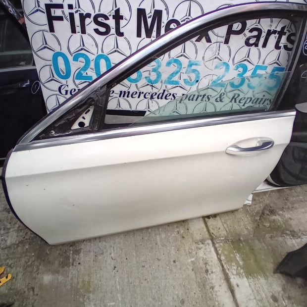 MERCEDES BENZ E-CLASS  W213  PASSENGER SIDE FRONT ( NEAR SIDE FRONT )