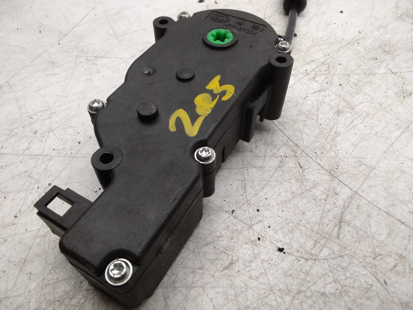 MERCEDES MERCEDES E-CLASS W212 REAR TAILGATE LOCK ACTUATOR  A2047500060 FMR38
