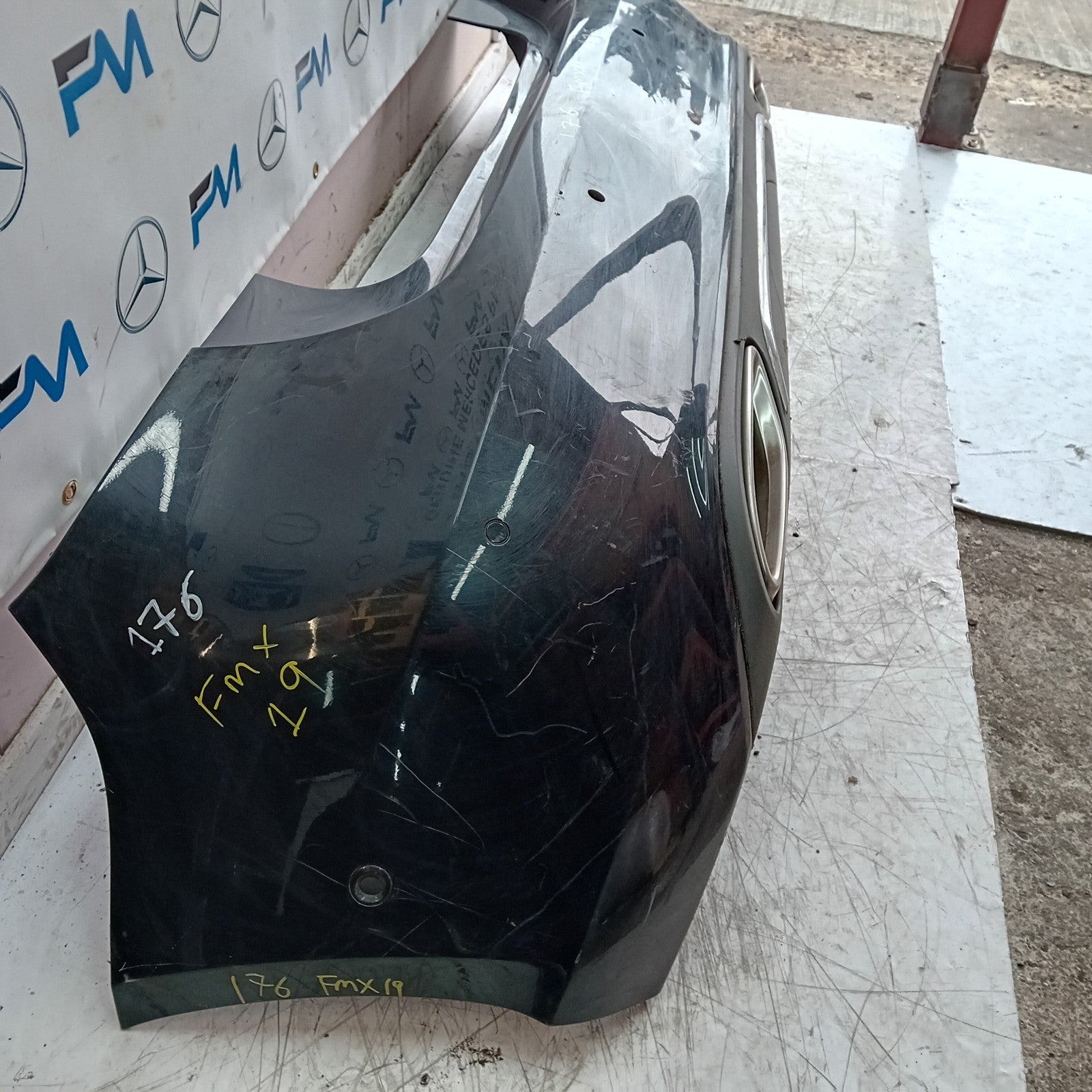 MERCEDES BENZ  A-CLASS W176 REAR BUMPER A1768854225 2016 BLACK COMPLETE FMX19