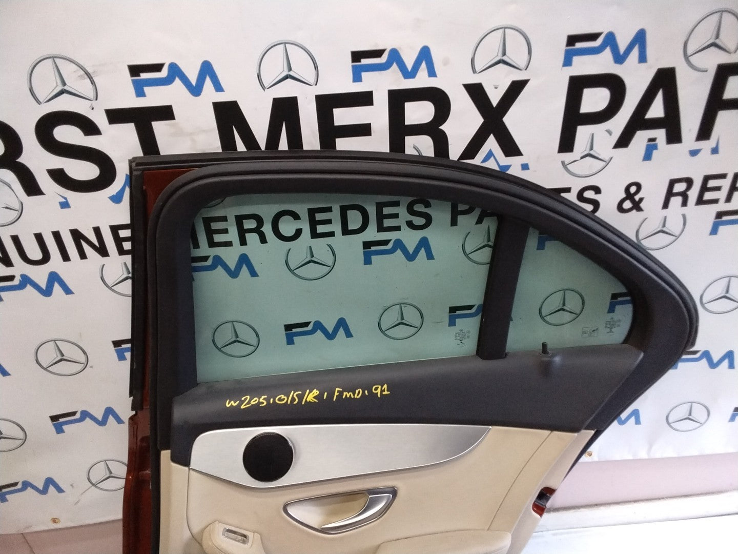 MERCEDES BENZ  C-CLASS W205 DRIVER SIDE REAR DOOR O/S/R COMPLETE RED FMD91