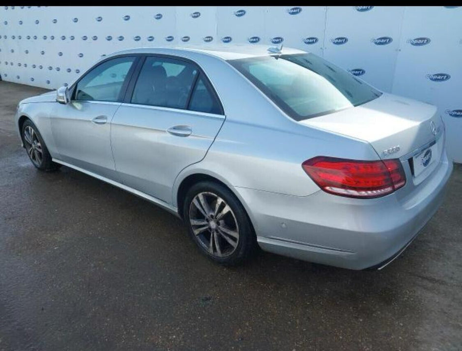 MERCEDES BENZ E-CLASS W212 - BREAKING/ ENGINE AND GEAR BOX