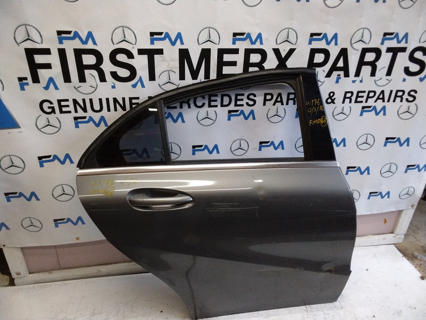 MERCEDES BENZ A-CLASS W176 DRIVER SIDE REAR DOOR O/S/R COMPLETE GREY FMD66 