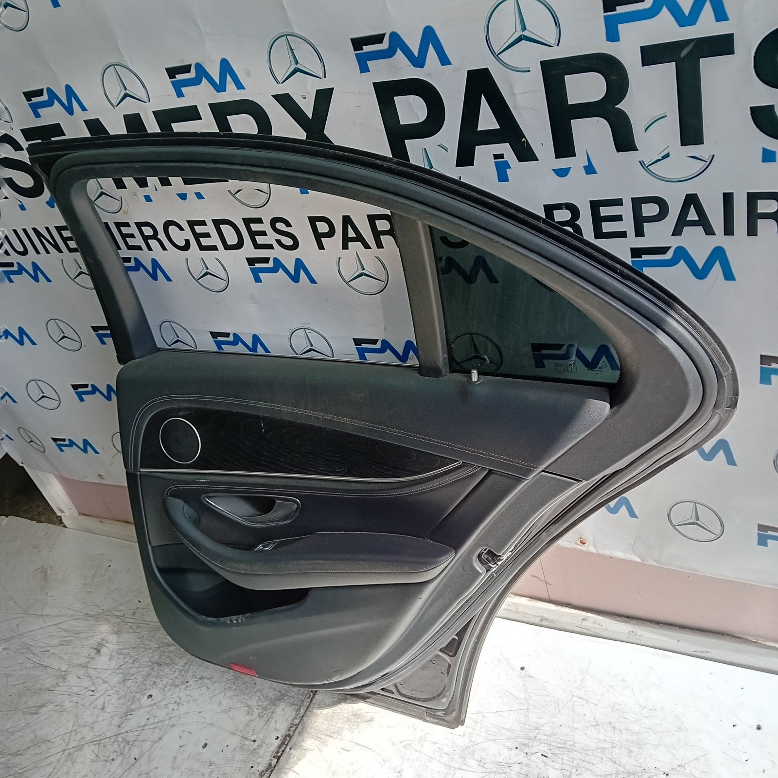 MERCEDES E-CLASS W213 SALOON DRIVER REAR DOOR OSR BLACK 2016 ON COMPLETE FMD222