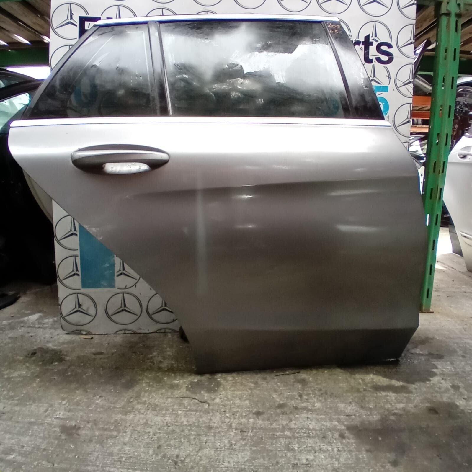 MERCEDES BENZ C-CLASS  W205  DRIVER SIDE REAR DOOR ( OFF SIDE REAR )