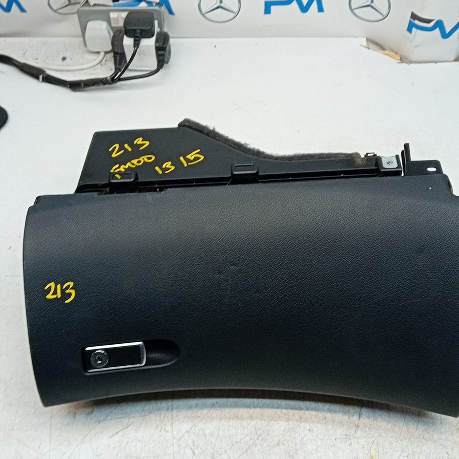 MERCEDES E-CLASS W213 DASHBOARD GLOVEBOX 2016 ON A2136800391 BLACK FM001315