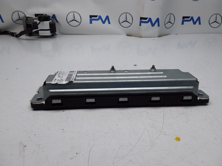 2015 MERCEDES BENZ C-CLASS W205 DRIVER SIDE KNEE AIRBAG A2058601600 FM00334