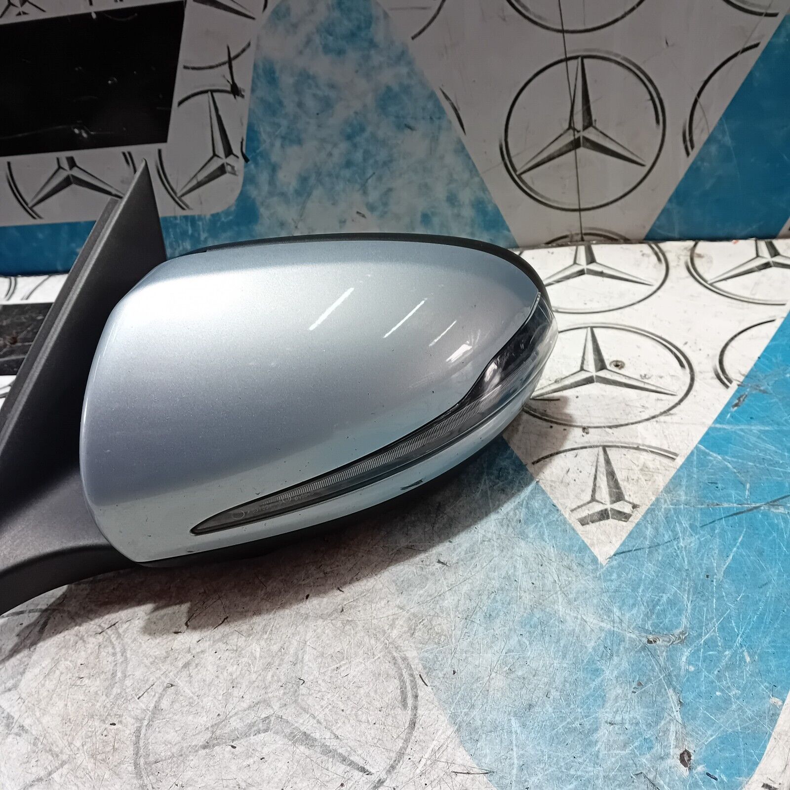 2007/2015 MERCEDES C CLASS W205 NSF SIDE ELECTRIC WING MIRROR SILVER A2058101916