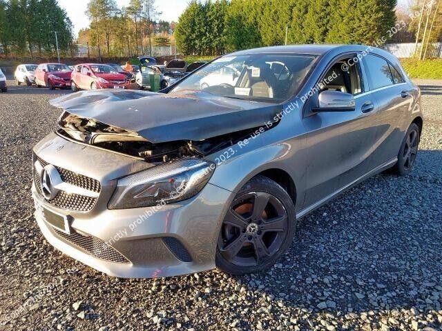 MERCEDES BENZ A-CLASS W176 / AIR BAGS ( STEERING WHEEL, KNEE, ROOF )