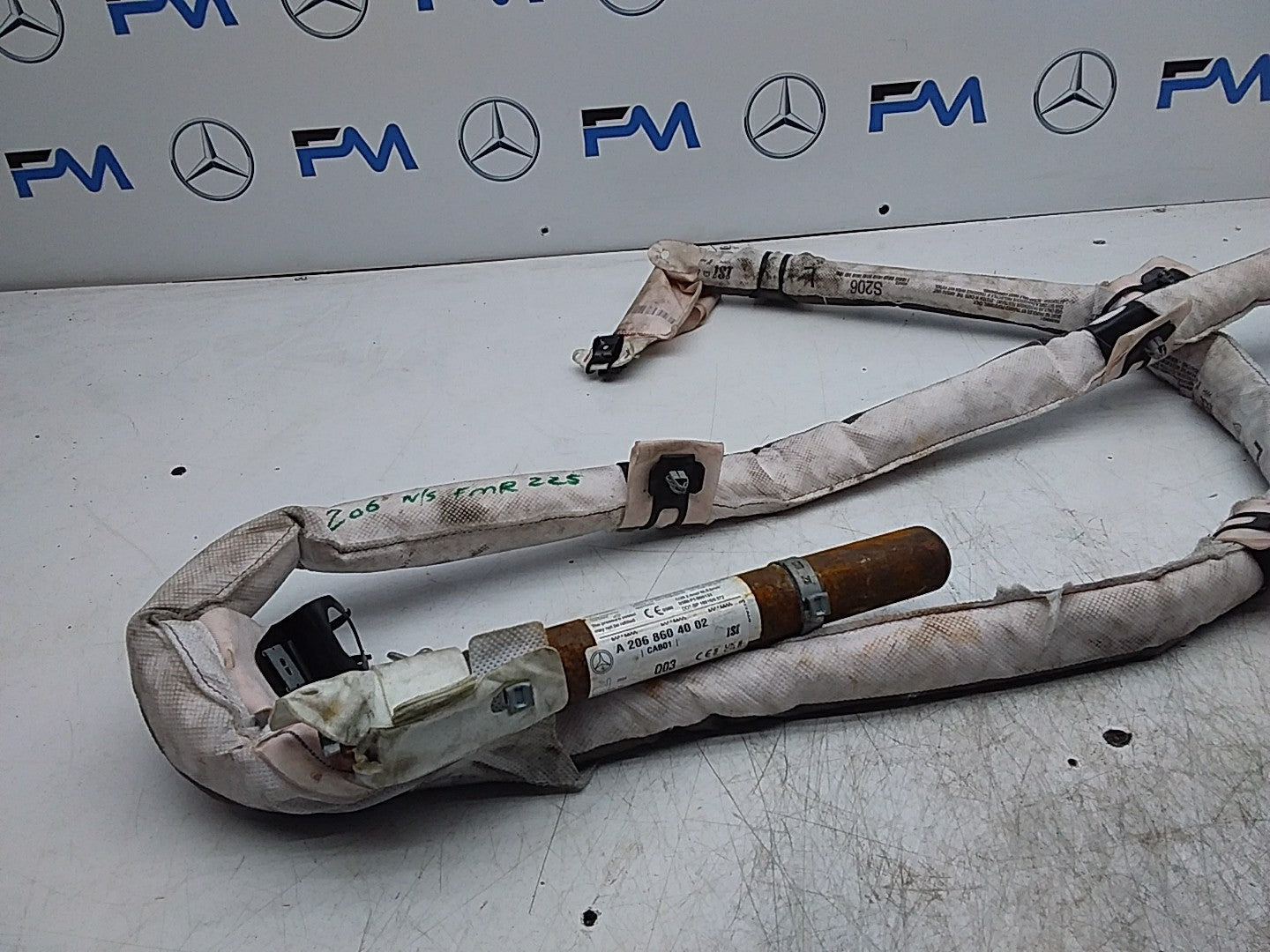 MERCEDES C-CLS W206 EST CURTAIN ROOF AIRBAG  LEFT PASSENGER A2068604002 FMR225