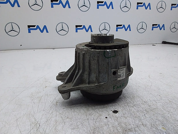 MERCEDES BENZ  C-CLASS W205  ENGINE MOUNT RIGHT OS A2052406717 FMR331