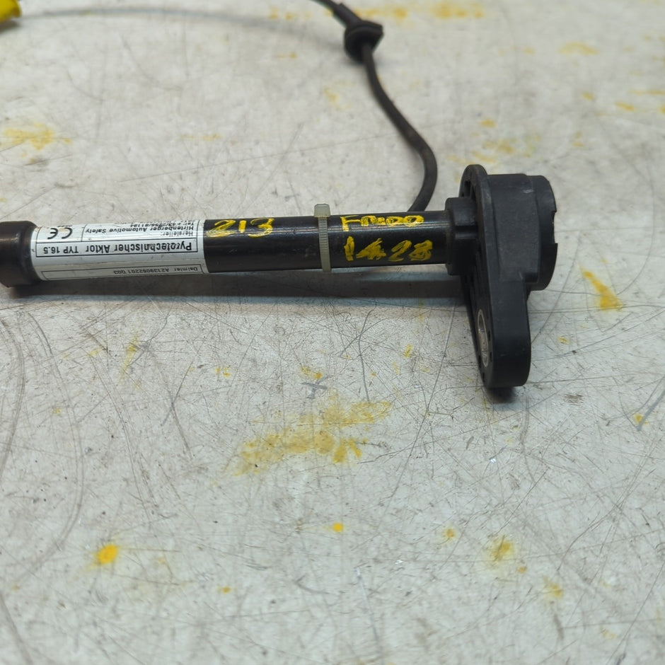 MERCEDES E CLASS W213 BONNET PEDESTRIAN ACTUATOR A2139062201 2016 FM001428