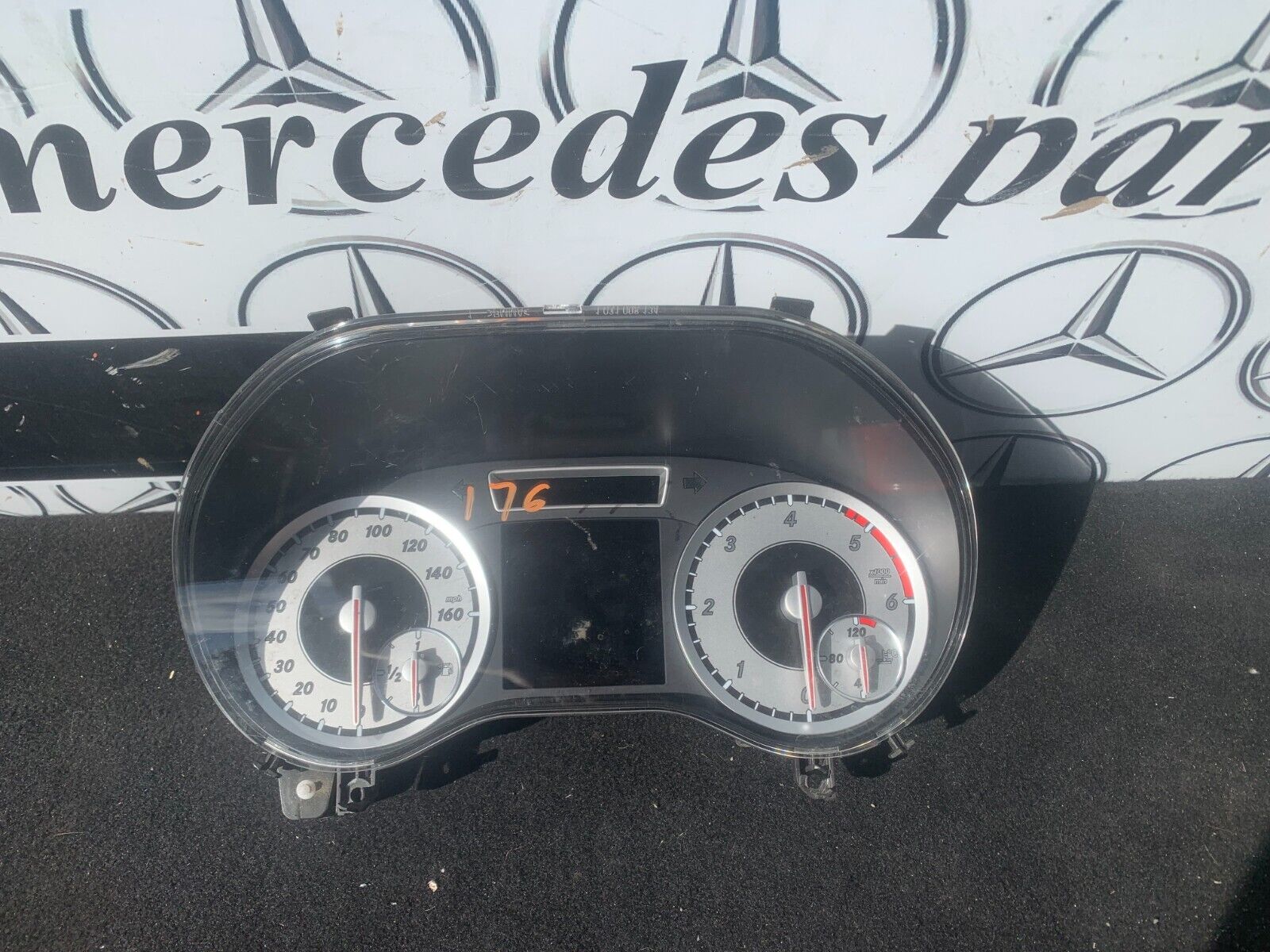 MERCEDES BENZ W176 A CLASS INSTRUMENT CLUSTER SPEEDOMETER A1769003403