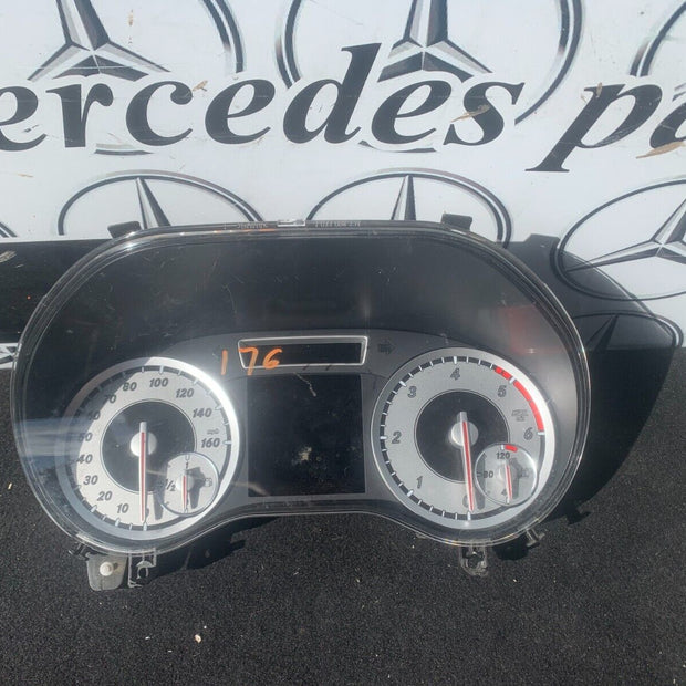 MERCEDES BENZ W176 A CLASS INSTRUMENT CLUSTER SPEEDOMETER A1769003403