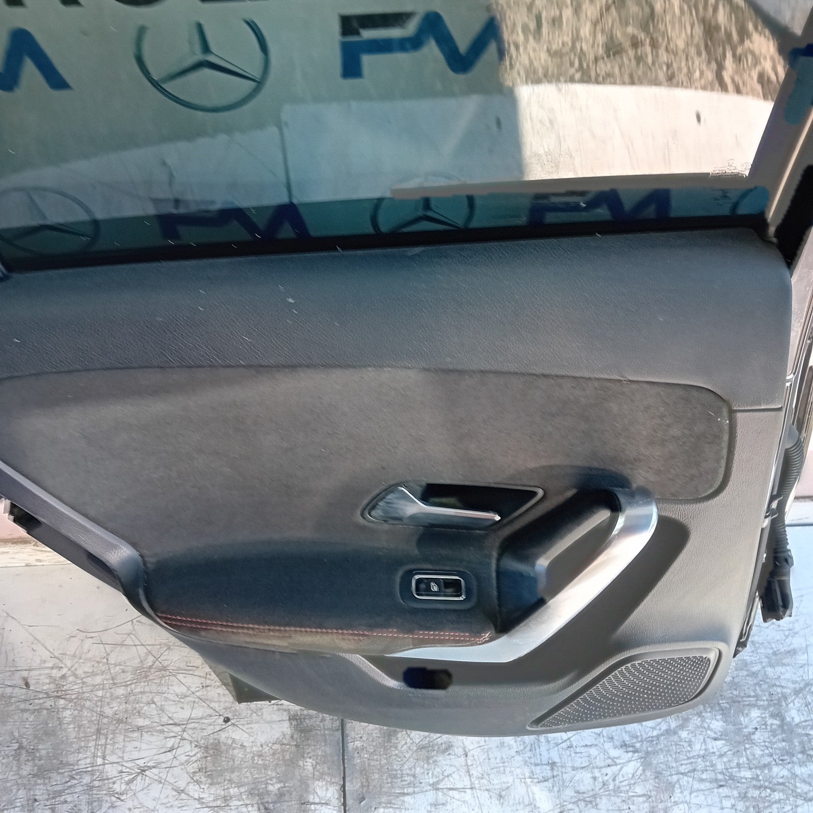 MERCEDES A-CLASS W177 PASSENGER REAR DOOR NSR BLACK 2018 COMPLETE FMD482