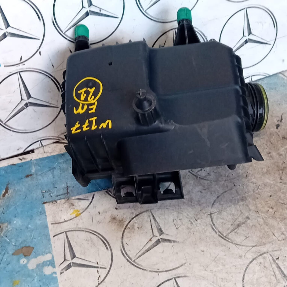 MERCEDES V177 W177 A35 2020  2.0 PETROL AIR FILTER BOX OEM A2600902900