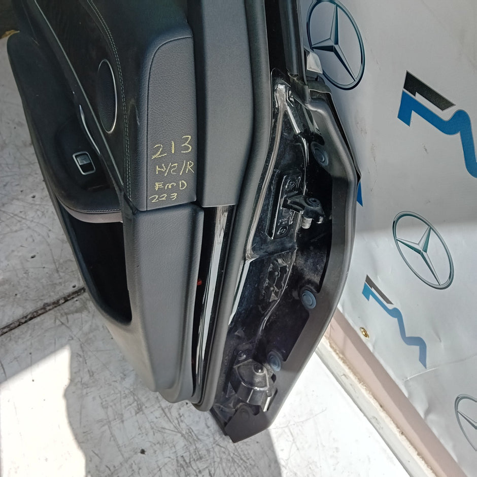 MERCEDES E-CLASS W213 EST PASSENGER REAR DOOR NSR BLACK 2016 ON COMPLETE FMD223