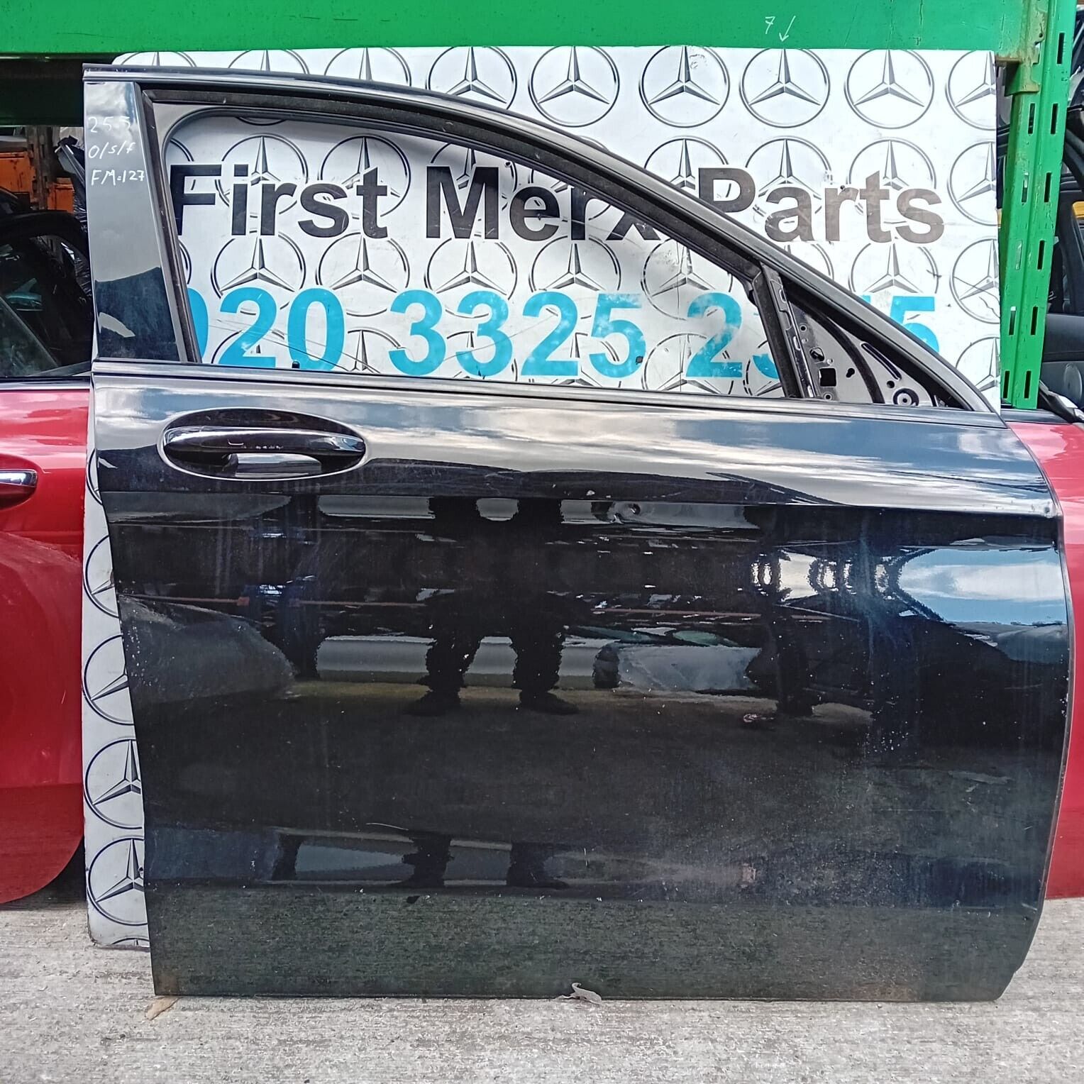 MERCEDES BENZ GLC W253 DRIVER SIDE FRONT DOOR ( OFF SIDE FRONT )