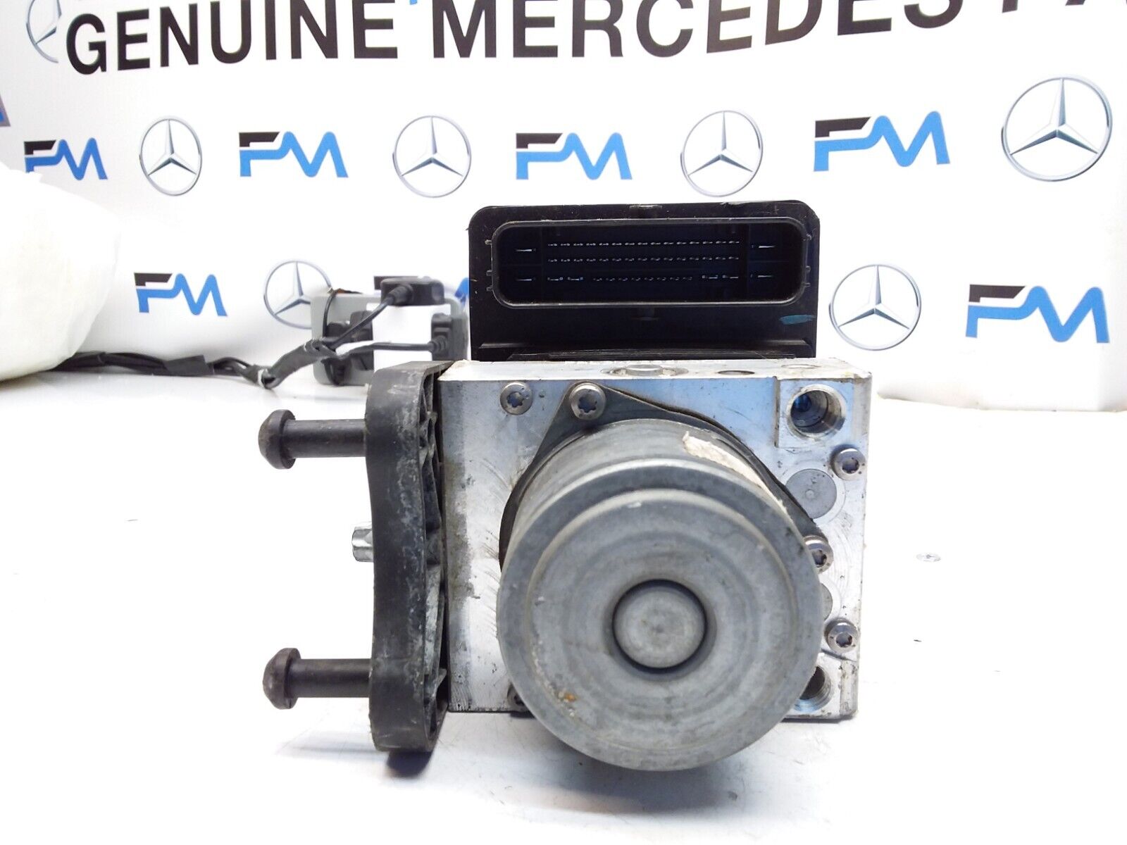 MERCEDES E-CLASS W213 ABS PUMP MODULE CONTROL UNIT A2134316700 FM00412