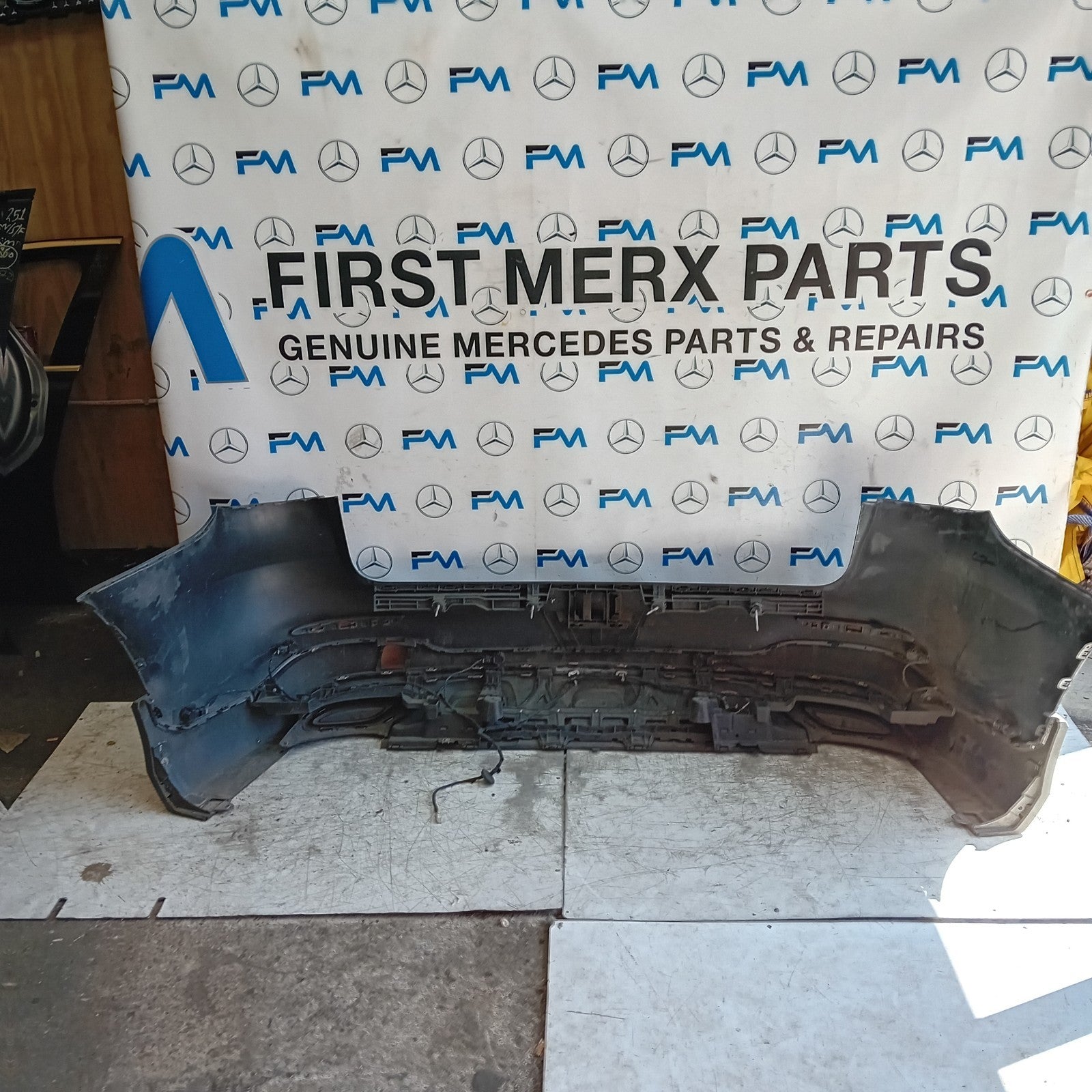 MERCEDES BENZ GLC W253 REAR BUMPER A2538850200 2016 BLACK COMPLETE FMX155