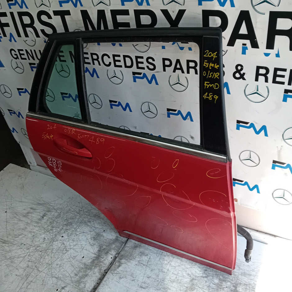MERCEDES BENZ C-CLASS W204 EST DRIVER REAR DOOR OSR 2011 RED  FMD489