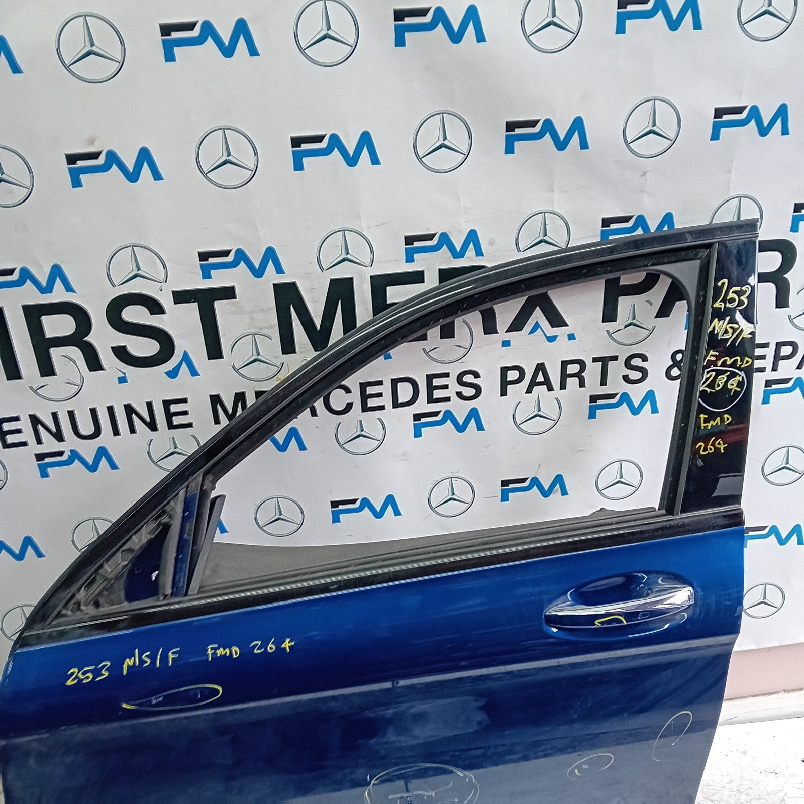 MERCEDES BENZ GLC X253 PASSENGER FRONT DOOR NSF BLUE 2016 ON COMPLETE FMD264