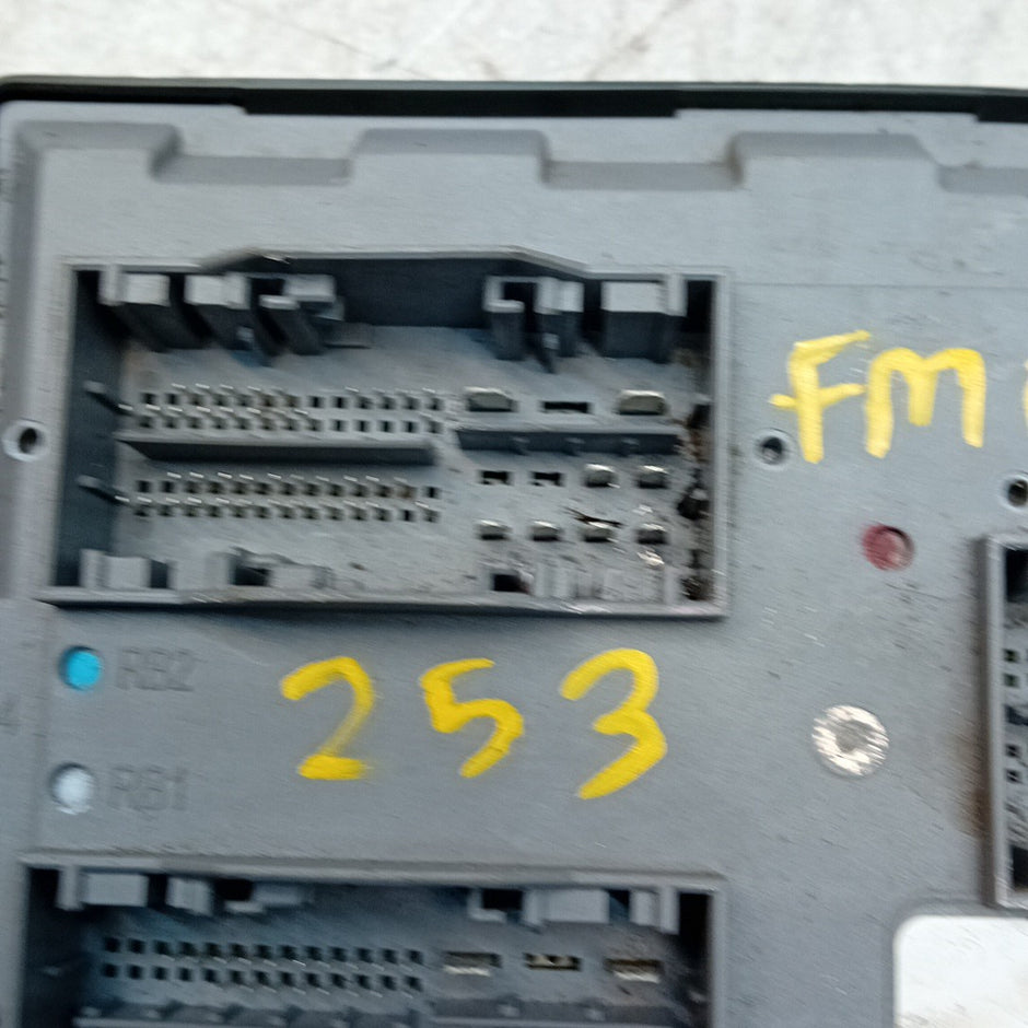 MERCEDES GLC COMFORT CONTROL MODULE W253 A2149002005 FM001266