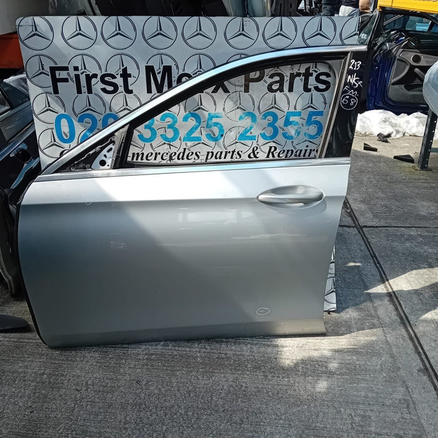 MERCEDES BENZ E-CLASS  W213  PASSENGER SIDE FRONT ( NEAR SIDE FRONT )