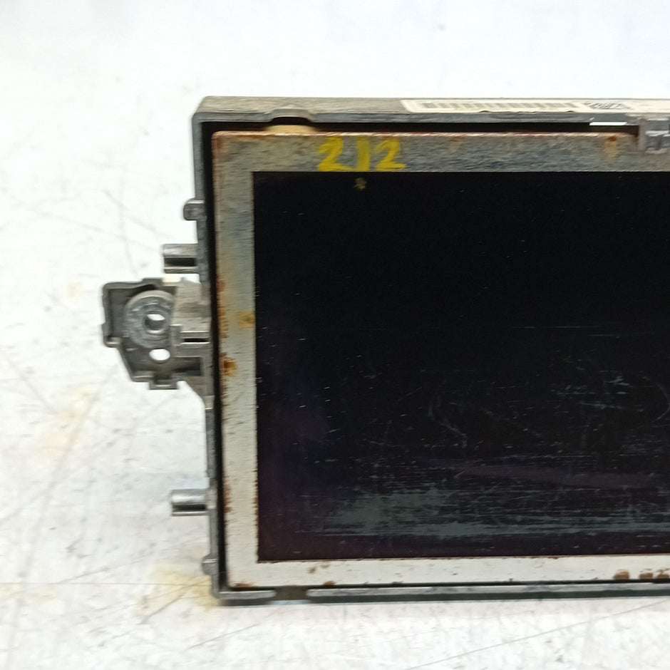 MERCEDES BENZ  E-CLASS W212  DISPLAY SCREEN A2129002216 2013 ON FM001632