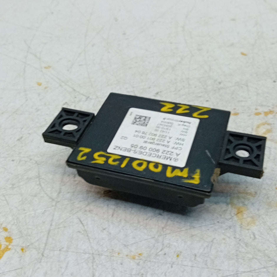 MERCEDES S CLASS W222  REAR CAMERA CONTROL MODULE ECU A2229000905 FM001252
