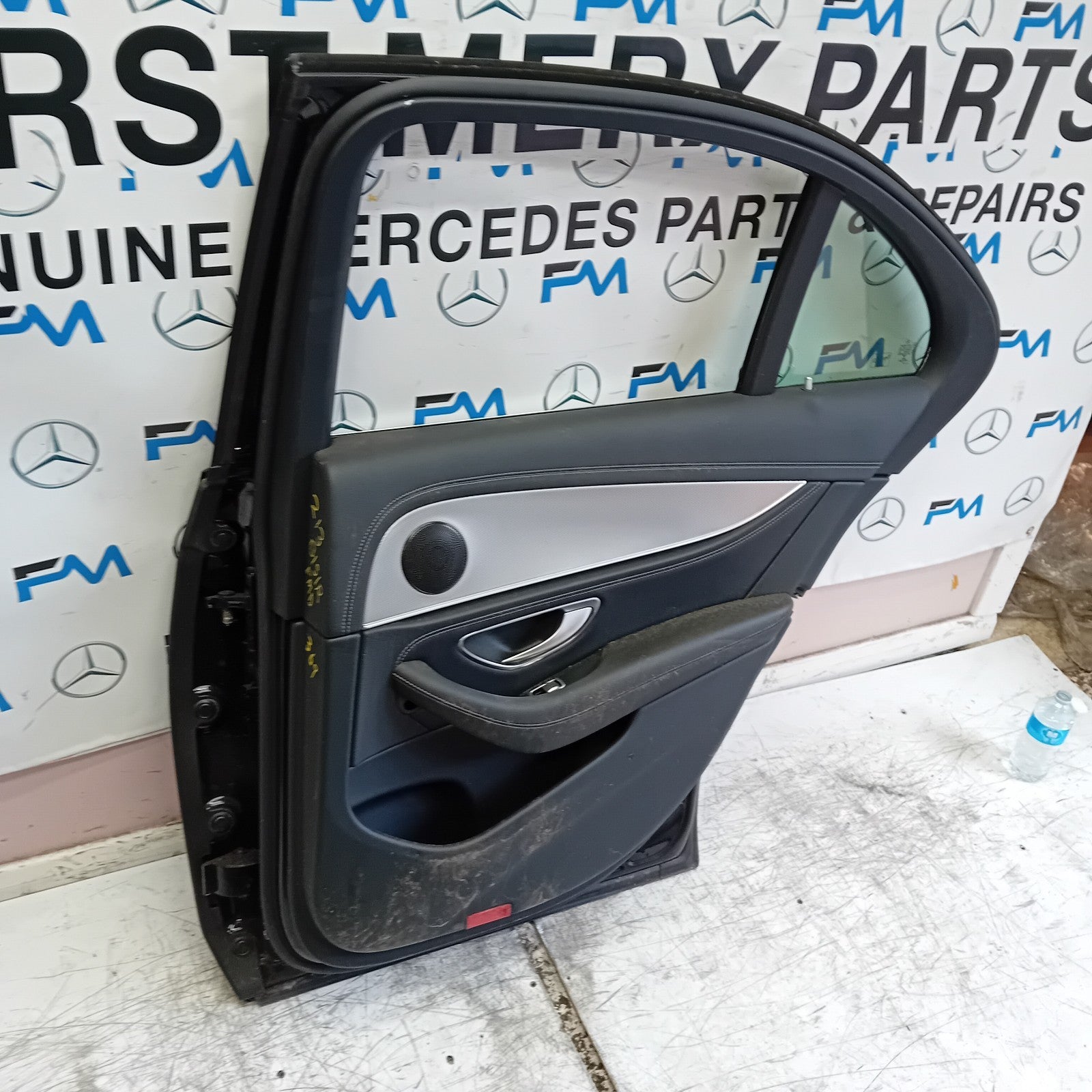 MERCEDES E-CLASS W213 SLN DRIVER REAR DOOR OSR BLACK 2016 ON COMPLETE FMD369