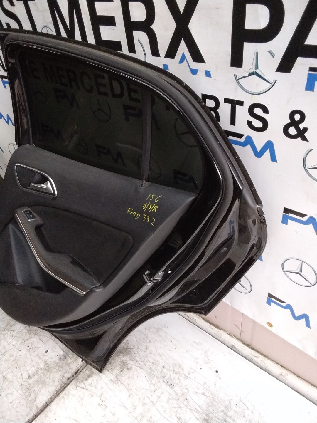 MERCEDES BENZ GLA X156 DRIVER REAR DOOR OSR BLACK 2014-16 COMPLETE FMD332