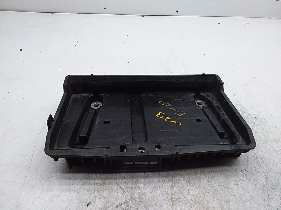 MERCEDES BENZ C-CLASS W205 BATTERY TRAY COVER  A2056200118 FMR210