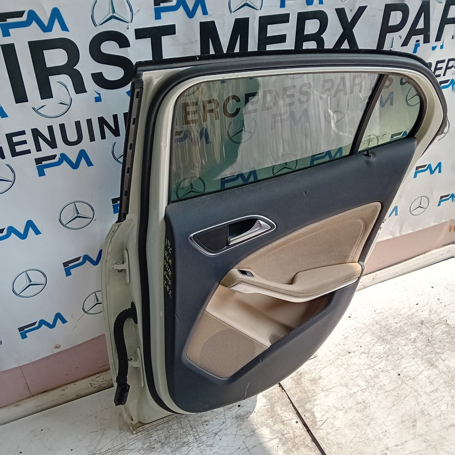 MEECEDES GLA X156 DRIVER SIDE REAR DOOR OSR 2014-19 WHITE COMPLETE FMD282