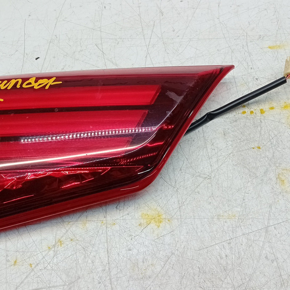 MITSUBISHI OUTLANDER MK3 PASSENGER SIDE LEFT REAR INNER TAIL LIGHT 2013 FMT302
