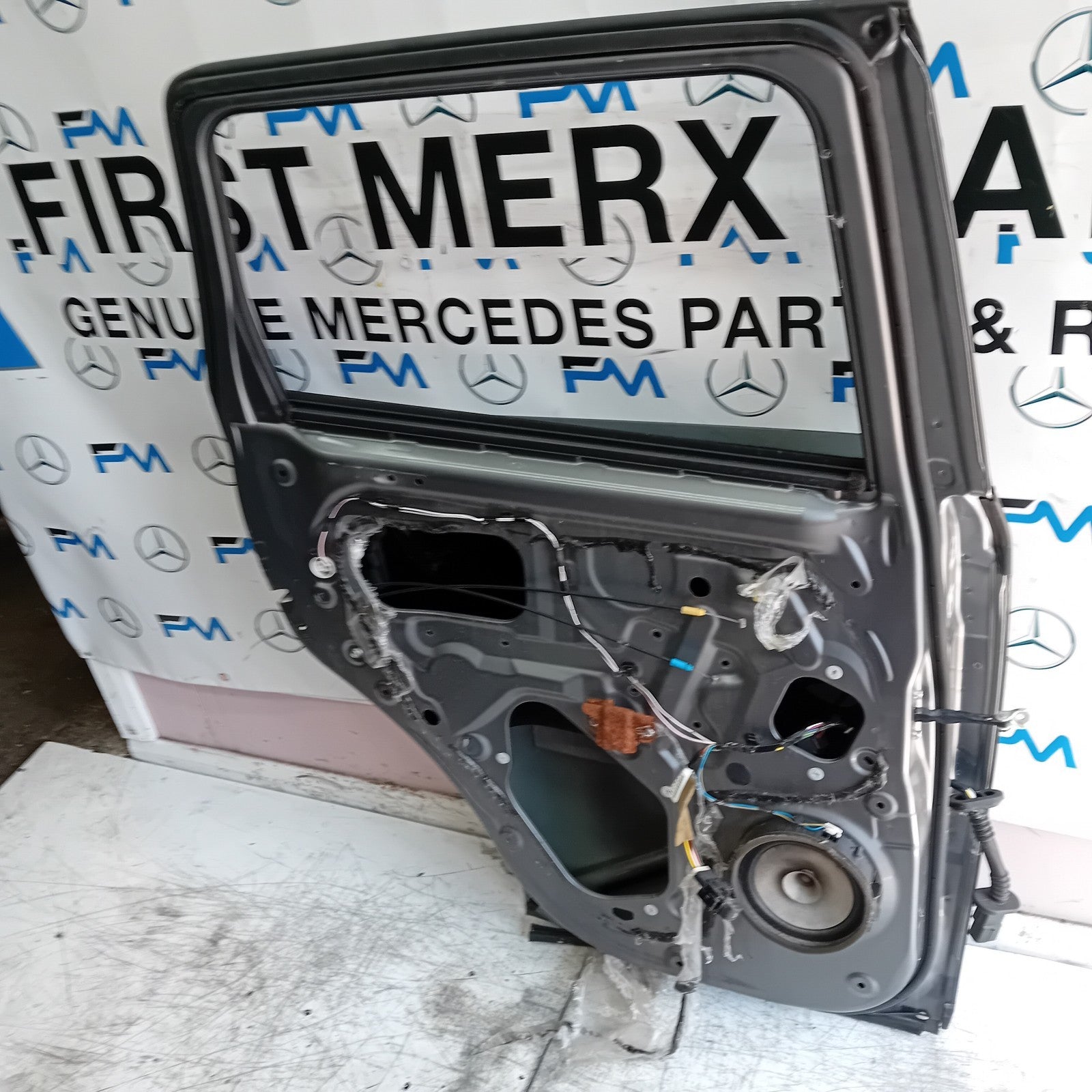 MITSUBISHI OUTLANDER MK3 PASSENGER REAR DOOR NSR 2013 GREY FMD499