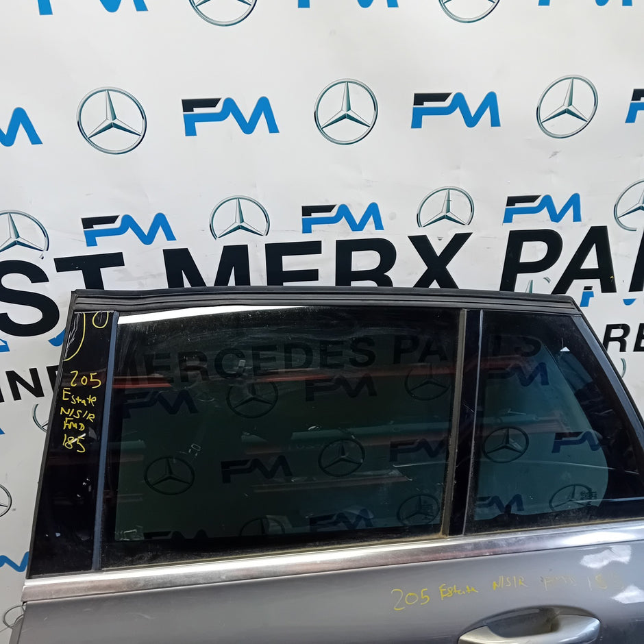 MERDEDES C-CLASS EST W205 PASSENGER REAR DOOR NSR GREY 2014 ON COMPLETE FMD185