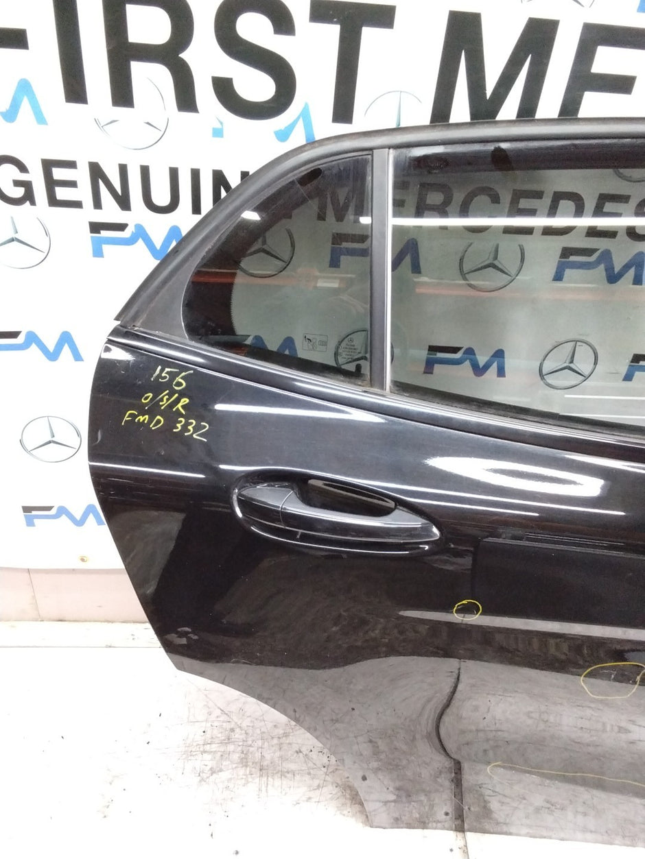 MERCEDES BENZ GLA X156 DRIVER REAR DOOR OSR BLACK 2014-16 COMPLETE FMD332