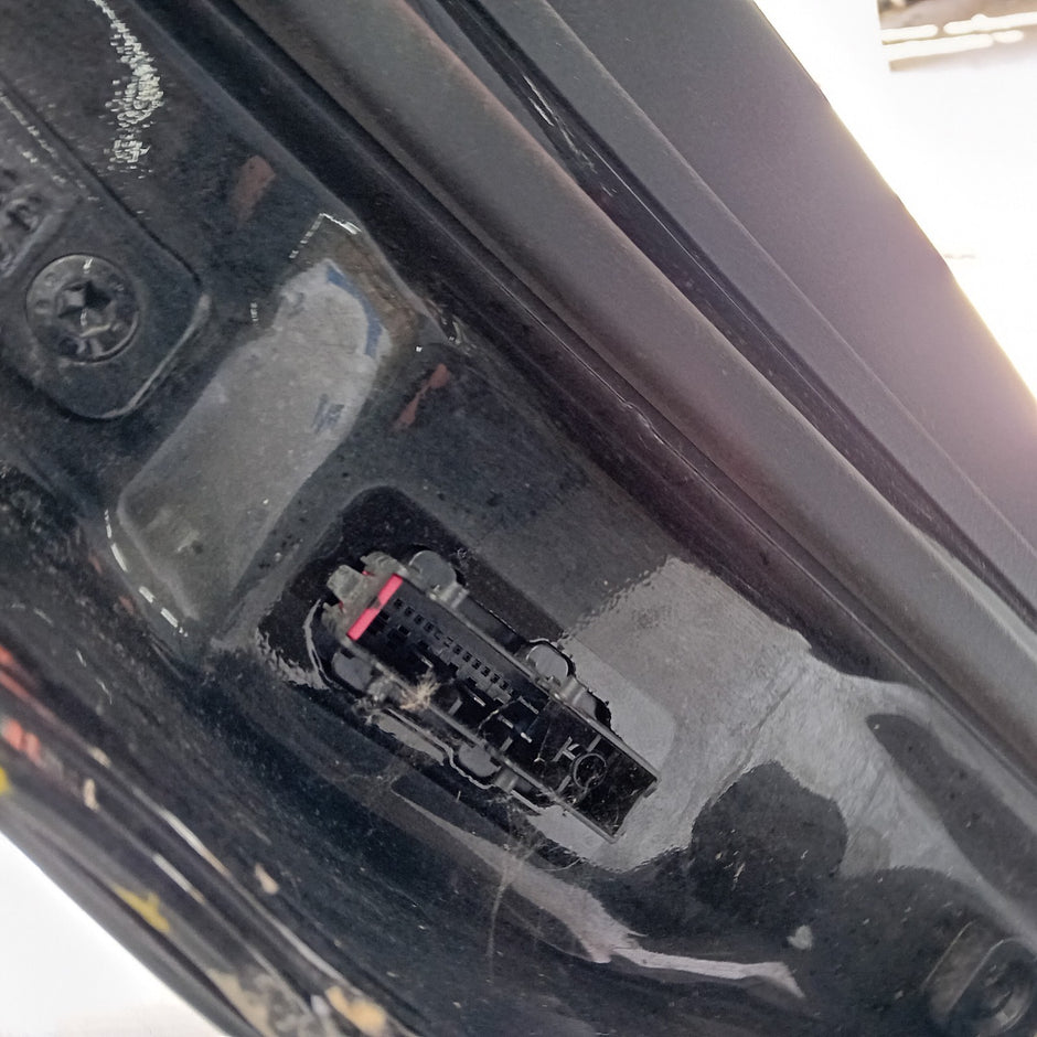 MERCEDES C-CLASS W205 DRIVER REAR DOOR OSR BLACK 2014 ON COMPLETE FMD430