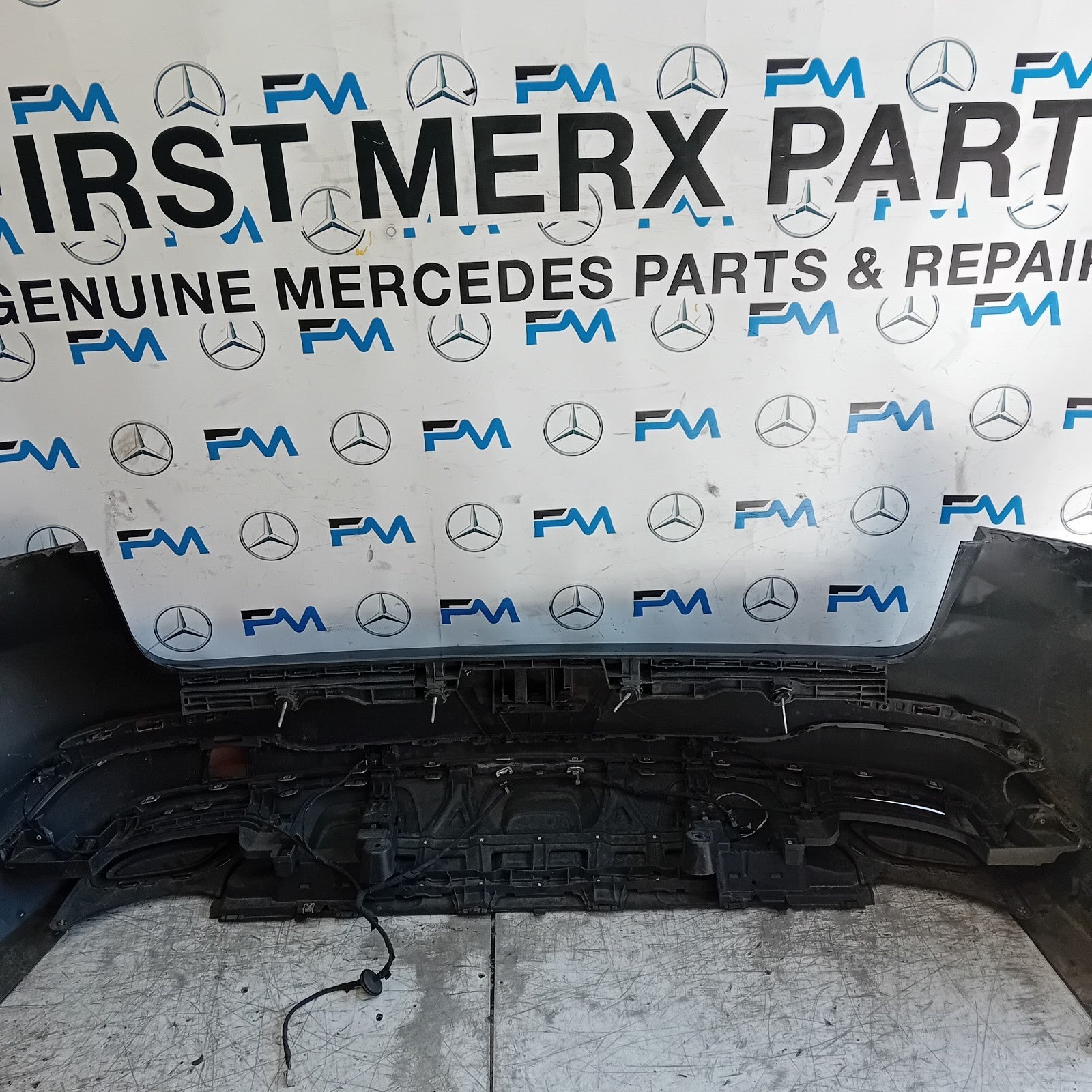 MERCEDES BENZ GLC W253 REAR BUMPER A2538850200 2016 BLACK COMPLETE FMX155