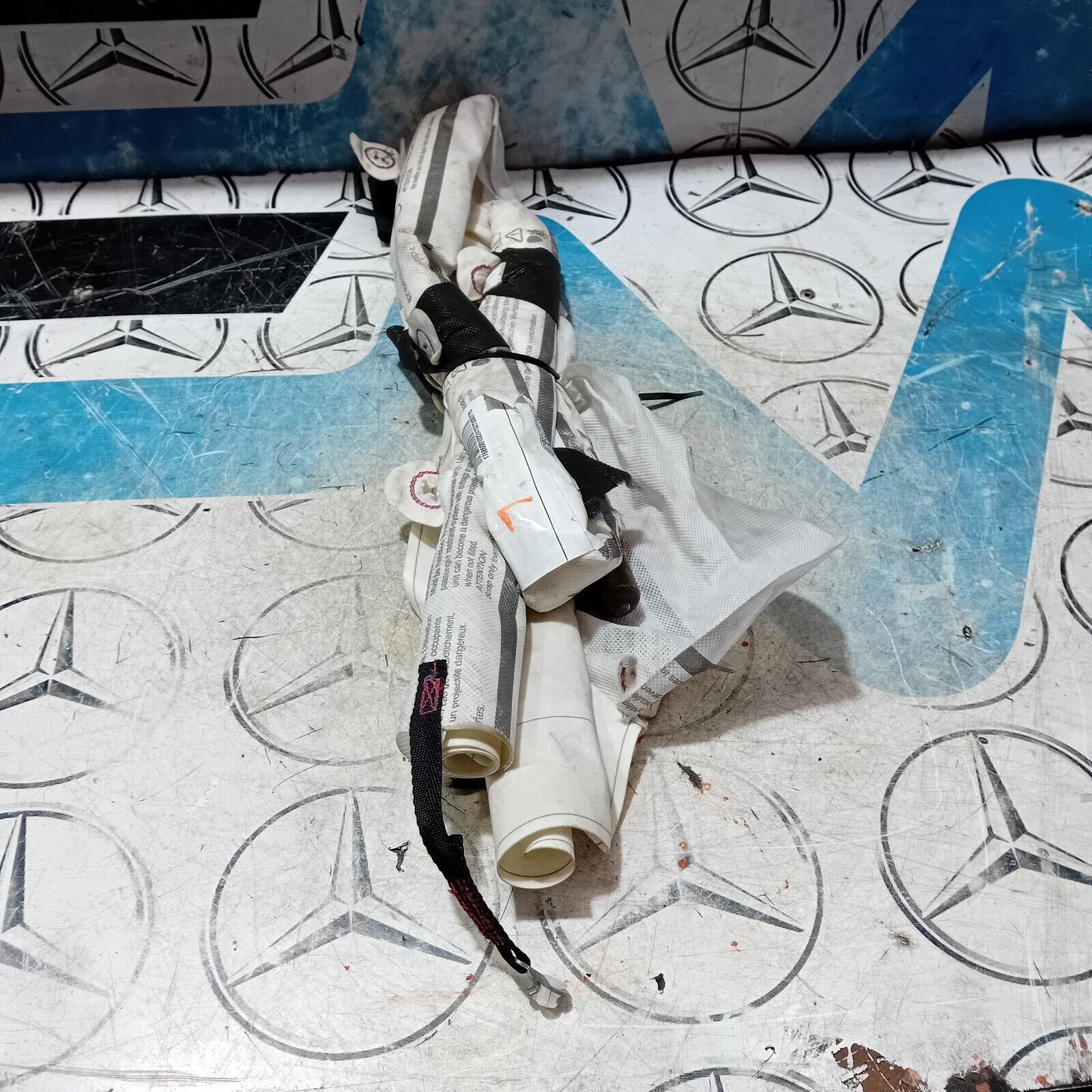 MERCEDES A CLASS W176 13-17 PASSENGER N/S ROOF CUTAIN AIRBAG A176860010 VS4188